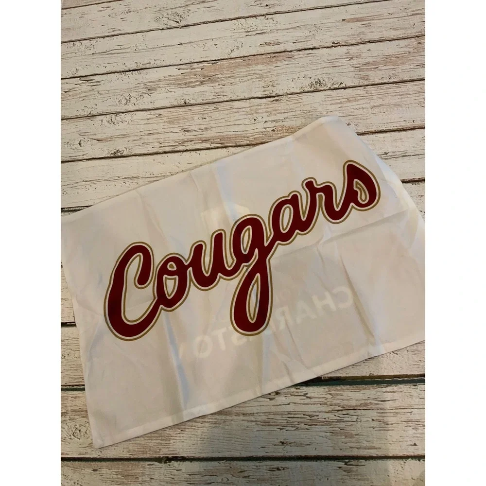 College of Charleston Cougars Reversible Pillowcase and Sticker Set‎ Maroon NWOT